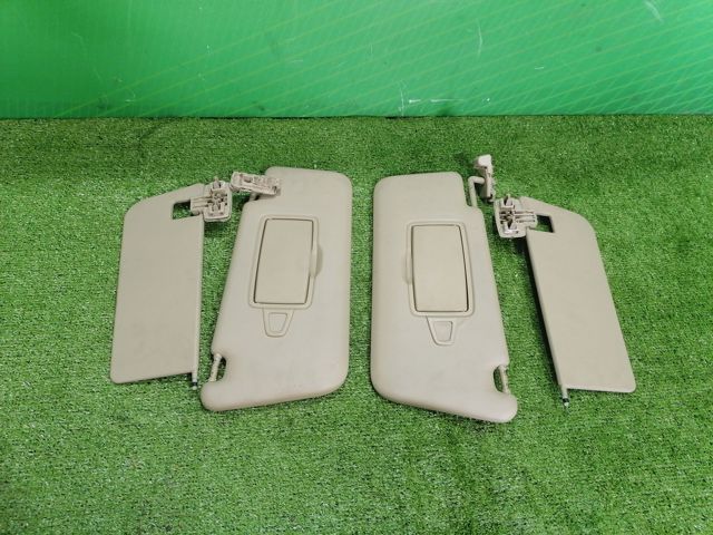 Козирок протисонячний A1668100310 MERCEDES