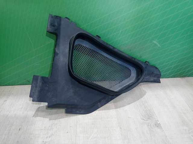 Водостік лобового скла, жабо A1668300201 MERCEDES