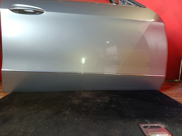 Дверка передня права A2127205400 MERCEDES