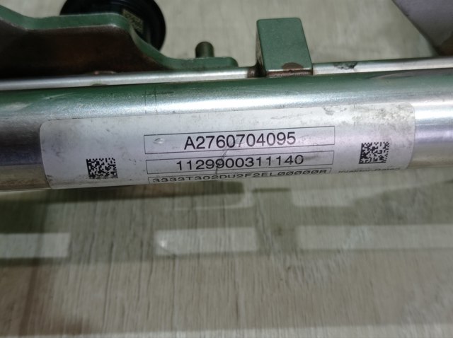 Розподільник палива (рампа), правий A2760704095 MERCEDES