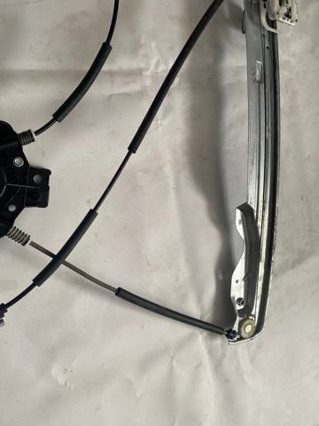 Склопідйомник передньої правої двері CJ5Z7823200B FORD