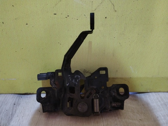 Замок кришки капота DGJ156620 MAZDA