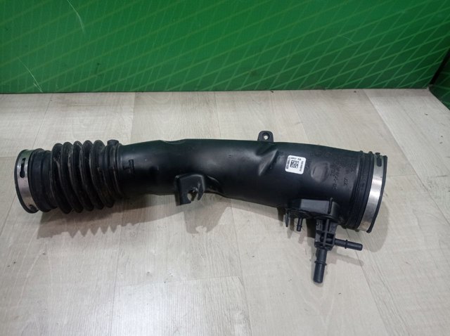 Патрубок повітряний, вихід повітряного фільтра F2G39F805BC FORD