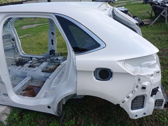 Крило заднє ліве KT4Z5827841B FORD