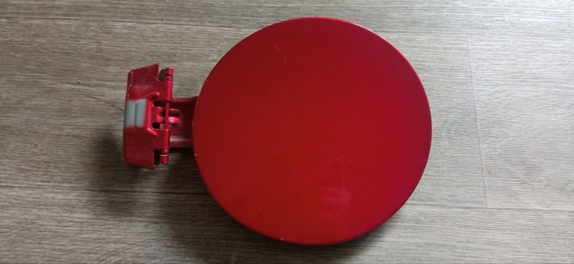 Лючок (дверцята) бензобака TK4842410C MAZDA