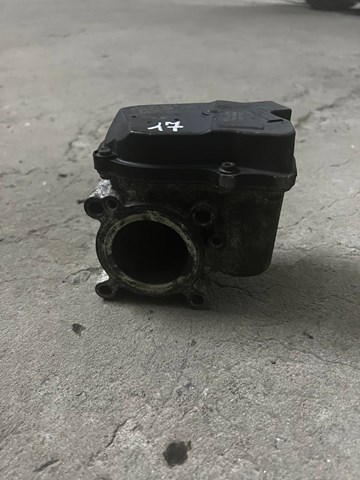 Дросільна заслінка в зборі 03C133062B VAG
