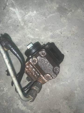 Насос паливний високого тиску 0445010038 BOSCH