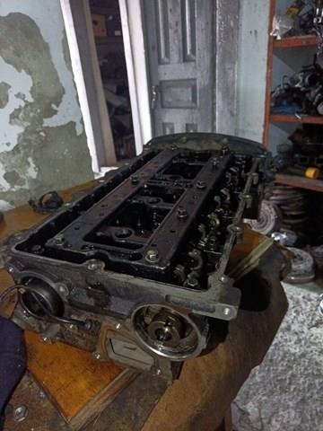 Головка блоку циліндрів 1433147 FORD