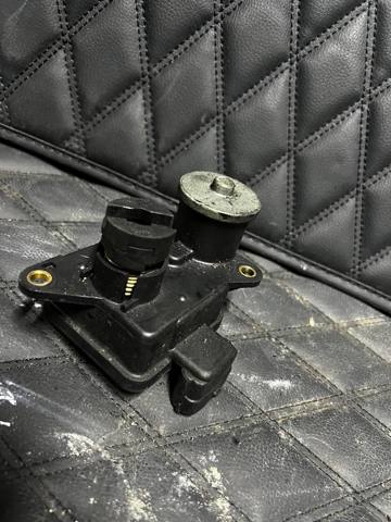 Регулятор холостого ходу системи упорскування палива 2838127400 HYUNDAI