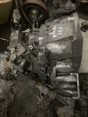 Ручна коробка передач 320108H868 NISSAN
