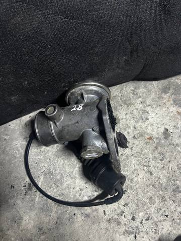 Клапан EGR рециркуляції газів A6110980117 MERCEDES