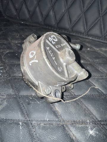 Насос вакуумний R2AA18G00 MAZDA