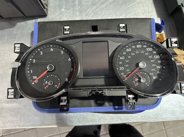 Приладова дошка-щиток приладів 5NA920850B VAG