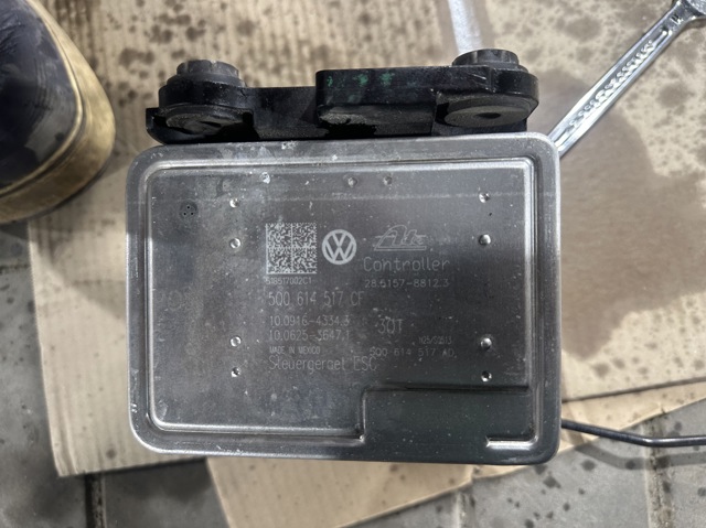 Блок керування АБС (ABS) 5Q0614517CF VAG
