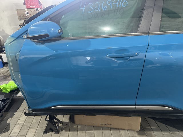 Водійські двері 76003J9000 HYUNDAI
