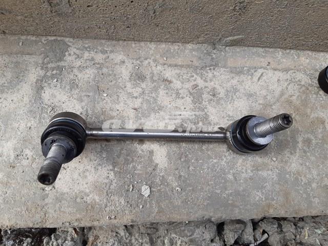 Яйця стабілізатора заднього LR048093 LAND ROVER