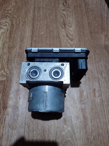 Блоки ABS LR135761 LAND ROVER