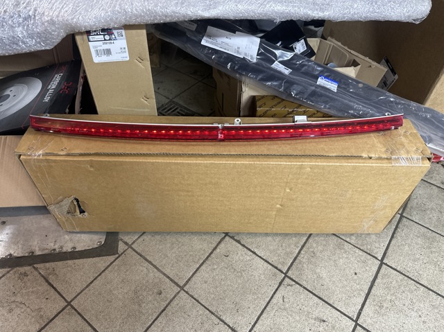 Додатковий стоп-сигнал A2128200156 MERCEDES