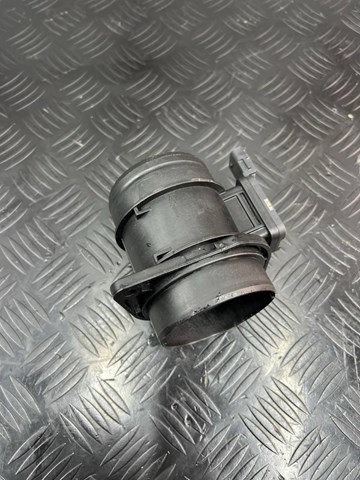 Повітромір Audi Q3