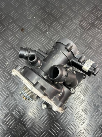 Помпа водяна, корпус 06L121111K VAG