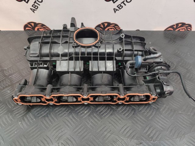 Колектор впускний 06L133201FL VAG