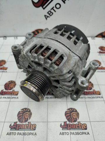 Авто генератор 06L903024F VAG