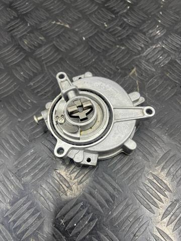 Насос вакуумний 06M145100Q VAG