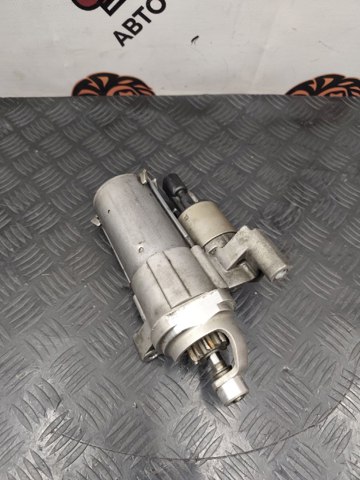 Стартер автомобільний 06M911022DX VAG