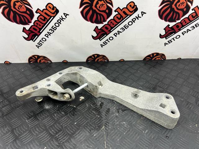 Кронштейн КПП 22328486998 BMW
