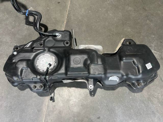 Бак паливний додатковий 4M0201060DT VAG