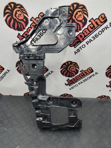 Направляюча заднього бампера, ліва 4M8807453A VAG