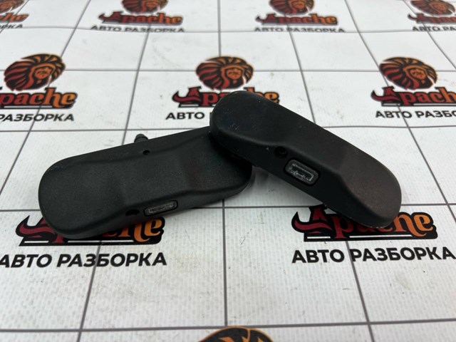 Форсунка омивача лобового скла 5G09559869B9 VAG