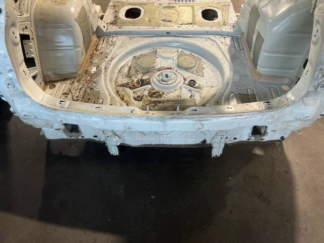 Задня панель багажника 5NL813301 VAG
