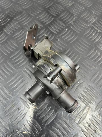 Помпа водяна, додатковий електричний 5Q0965567B VAG