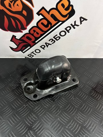 Кронштейн передній заднього поздовжнього важеля 5QM505129 VAG