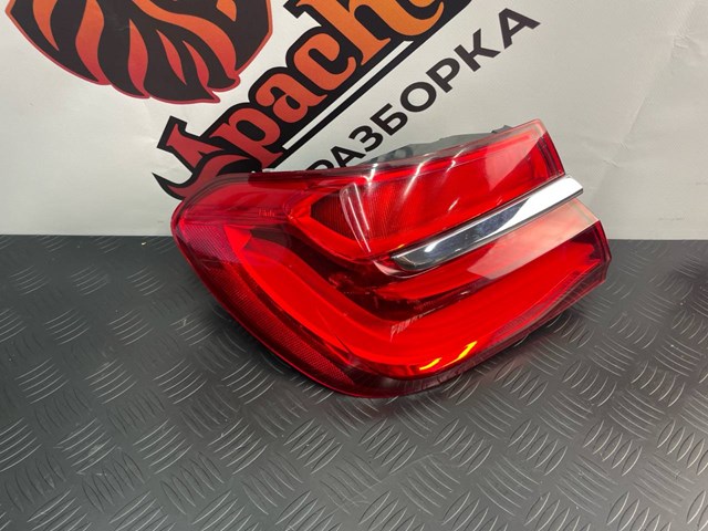 Задній лівий зовнішній ліхтар 63217342965 BMW