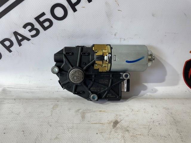 Двигун приводу люка 67617316536 BMW