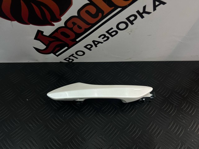 Ручка передньої двері зовнішня права 6921048110C0 TOYOTA