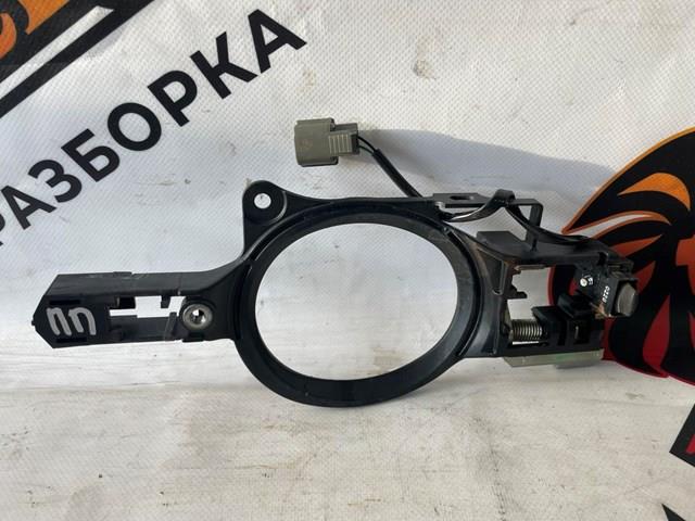 Тримач зовнішньої ручки дверей, передньої правої 80610W020P MITSUBISHI