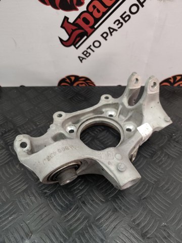 Цапфа поворотна права 80A505432G VAG