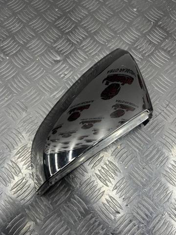 Накладка водійського дзеркала 80A857527GRU VAG