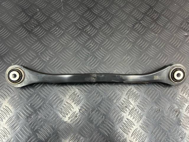 Розтяжка задньої підвіски 8W0501530D VAG