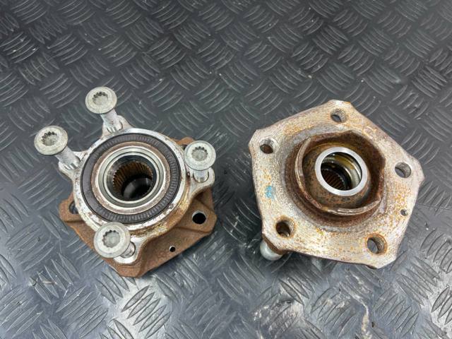 Маточина заднього колеса 8W0501652D VAG