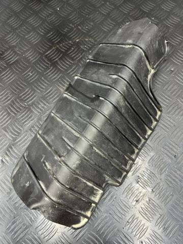 Захист заднього нижнього важеля 8W0505415D VAG