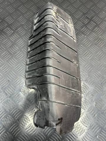 Захист заднього нижнього важеля 8W0505415E VAG