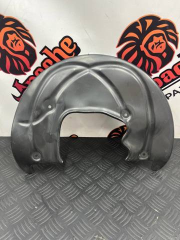 Кожух гальмівного диска 8W0615311D VAG