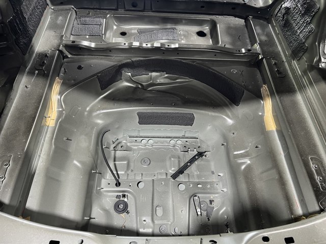 Колісна ніша 8W0802088C VAG