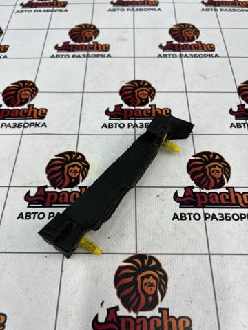 Абсорбер бампера переднього 8W0807252A VAG