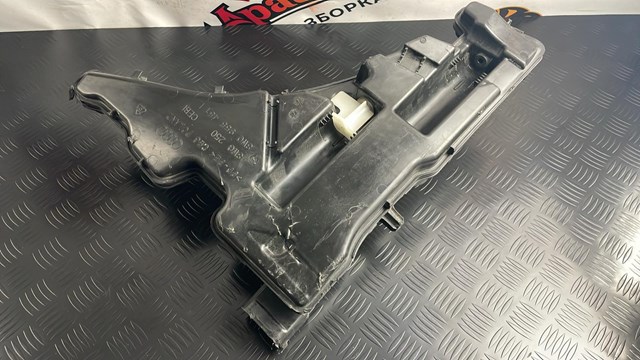 Бачок для омивайки 8W0955453K VAG