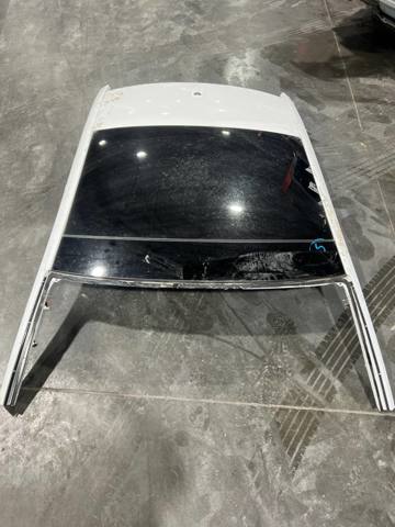 Панель люка 8W8877049 VAG